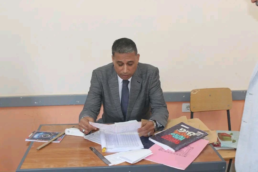 1760268641821 سعيد سعيد عطية في جولة مفاجئة بمدارس أكتوبر والحدائق: استبعاد مدير مدرسة لهذا السبب موقع في الجامعة