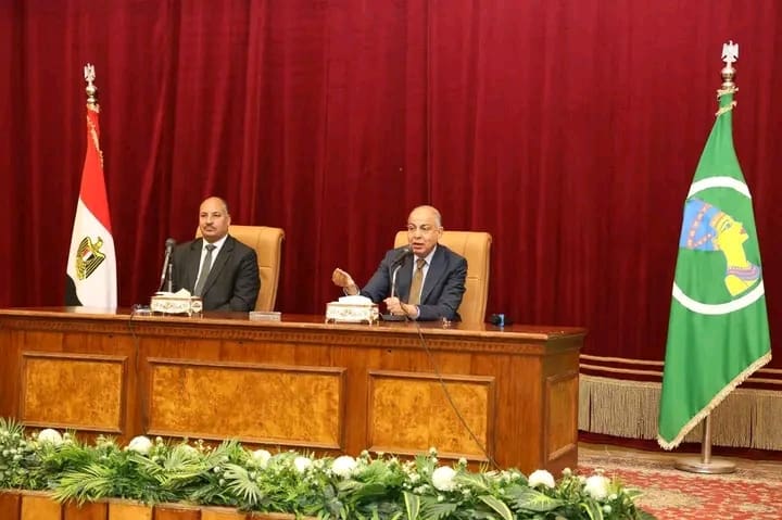1760972494506 درجات أعمال السنة محافظ المنيا يوجّه بتطبيق حلول عاجلة لتحسين البيئة التعليمية على مستوى الإدارات موقع في الجامعة