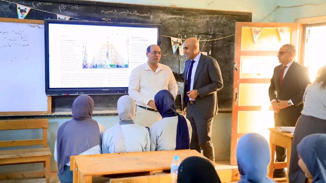1761042967316 تعليم وزير التعليم لطالبات سوهاج: «البكالوريا المصرية» نظام عادل يخفف الضغوط موقع في الجامعة