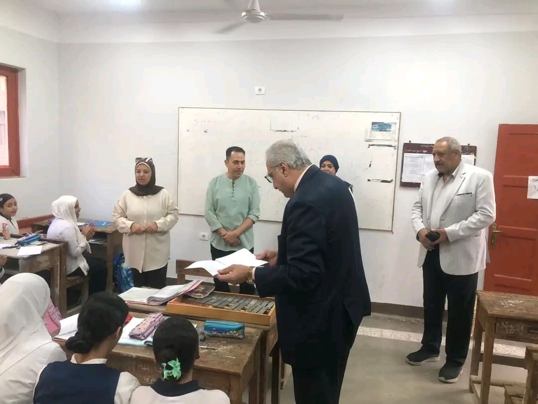 1761115087563 تعليم جولة مفاجئة لمدير تعليم القليوبية تكشف استعداد المدارس لعصر الذكاء الاصطناعي موقع في الجامعة