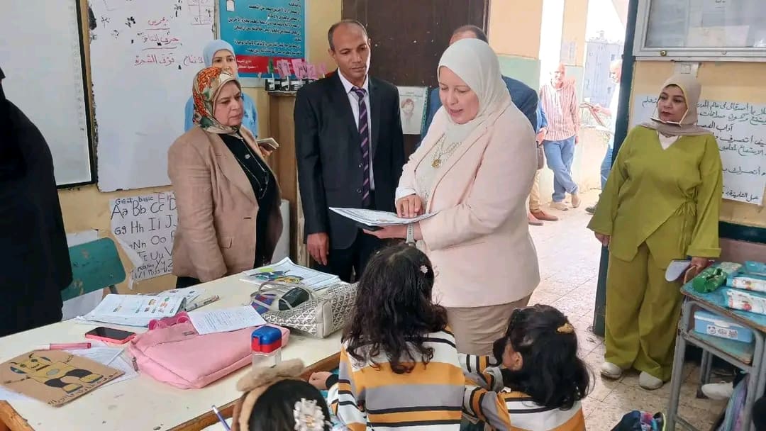 1761470652414 نحو وكيل تعليم بني سويف تطمئن على امتحانات أكتوبر وتتابع انتظام الدراسة بمدرسة الشعراوي موقع في الجامعة