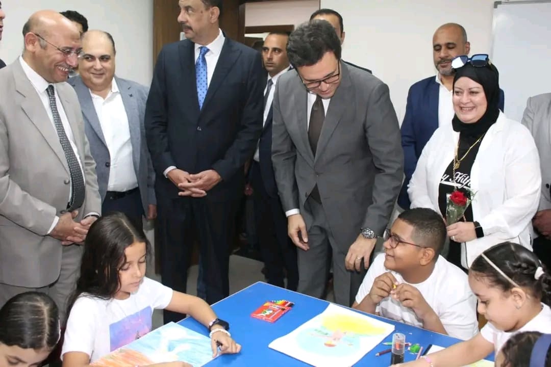1761734749560 محافظ سوهاج وزير الثقافة ومحافظ سوهاج يفتتحان قصر ثقافة الطفل بالمحافظة بعد تطويره ورفع كفاءته موقع في الجامعة