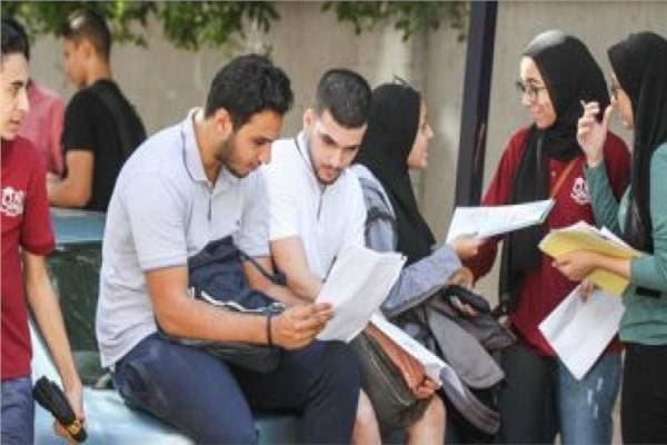 344 التعليم بـ25 جنيهًا.. التعليم تحدد رسوم إعادة قيد الطالب المفصول بسبب الغياب موقع في الجامعة
