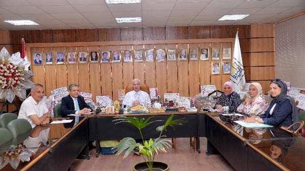694950750531202510070831163116 الدحيح نائب رئيس جامعة أسيوط: دعم وتمكين الطلاب ذوي الإعاقة أولوية في خطط الجامعة خلال الفترة المقبلة موقع في الجامعة
