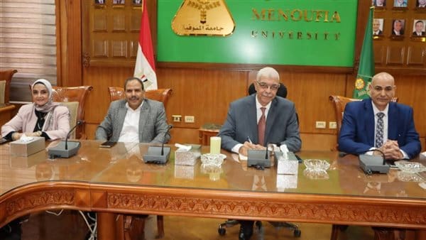 955 تحول رقمي تحول رقمي شامل بجامعة المنوفية.. القاصد يؤكد تفعيل الدفع الإلكتروني وتطوير منظومة مراكز البيانات موقع في الجامعة