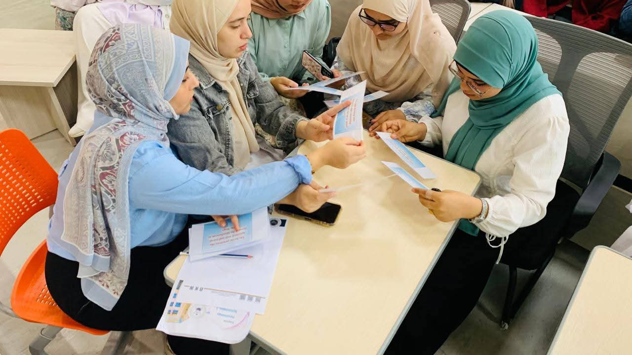 FB IMG 1759308542381 كيف تحقق مجموعًا مرتفعًا دون توتر جامعة المنصورة الأهلية تطلق نشاطًا تفاعليًا مبتكرًا لطلاب تكنولوجيا العلوم الصحية موقع في الجامعة