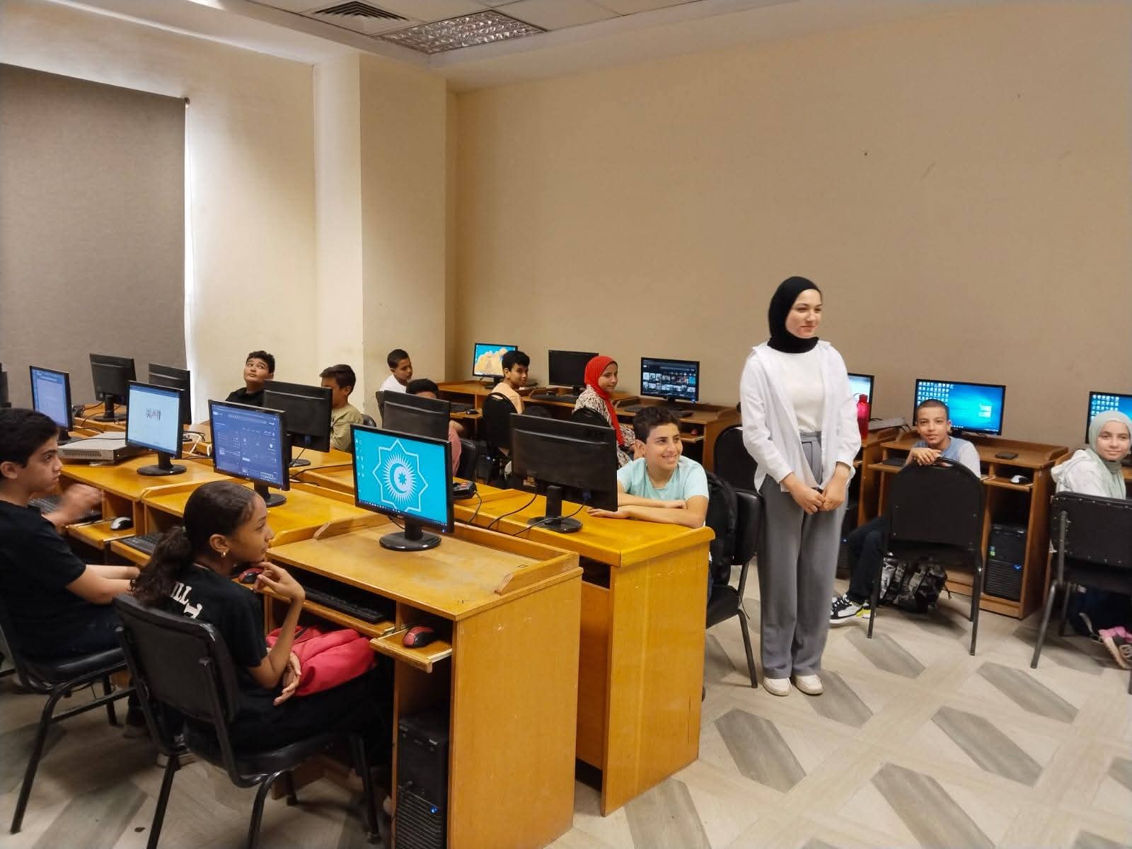 FB IMG 1759584735575 جامعة بنها انطلاق المرحلة الثانية من برنامج "جامعة الطفل" بجامعة بنها لتأهيل جيل مبتكر ومبدع موقع في الجامعة