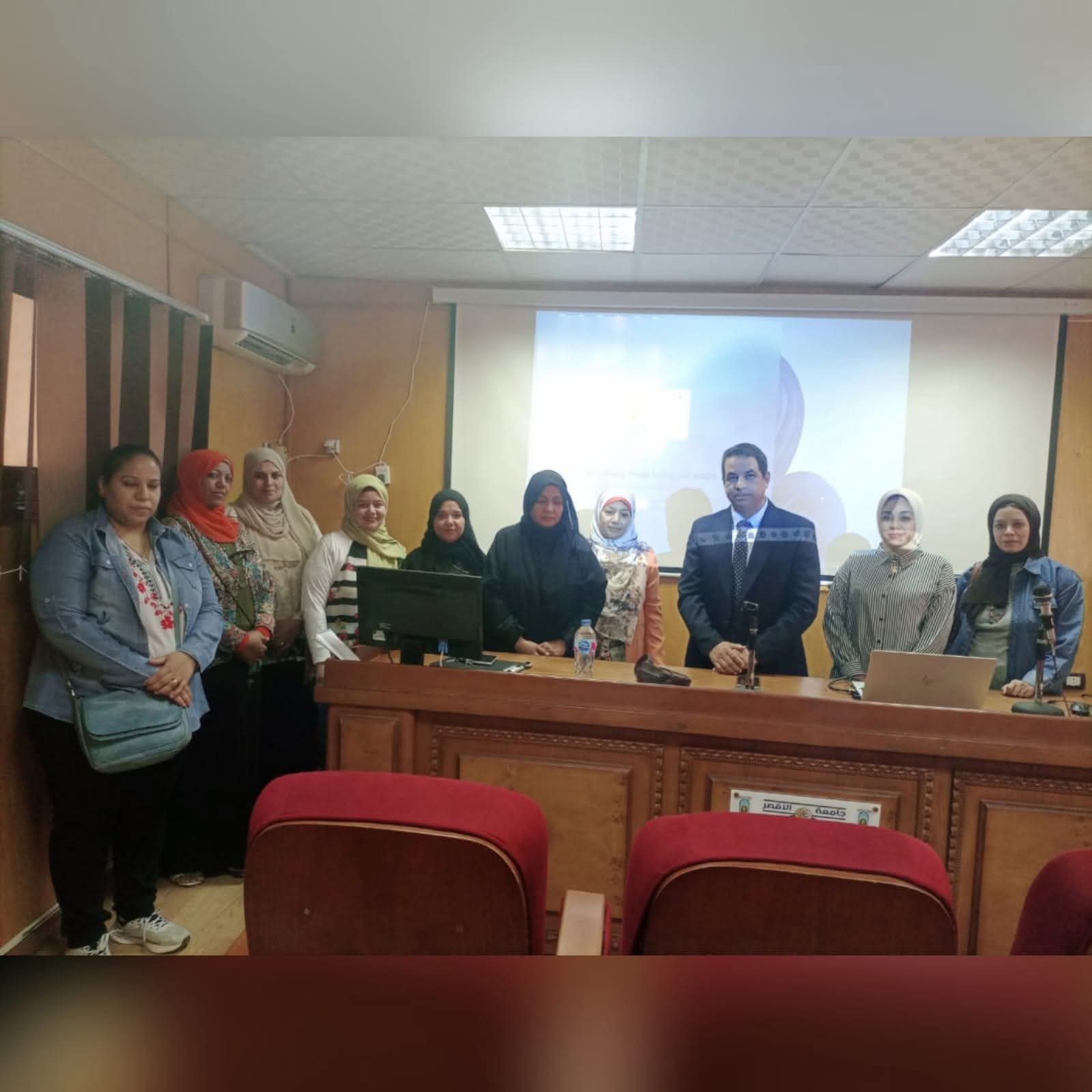 FB IMG 1760370703025 جامعة قناة السويس "الحلول الإبداعية للمشكلات الإدارية".. جامعة الأقصر تنظم ندوة توعوية حول تطوير بيئة العمل موقع في الجامعة