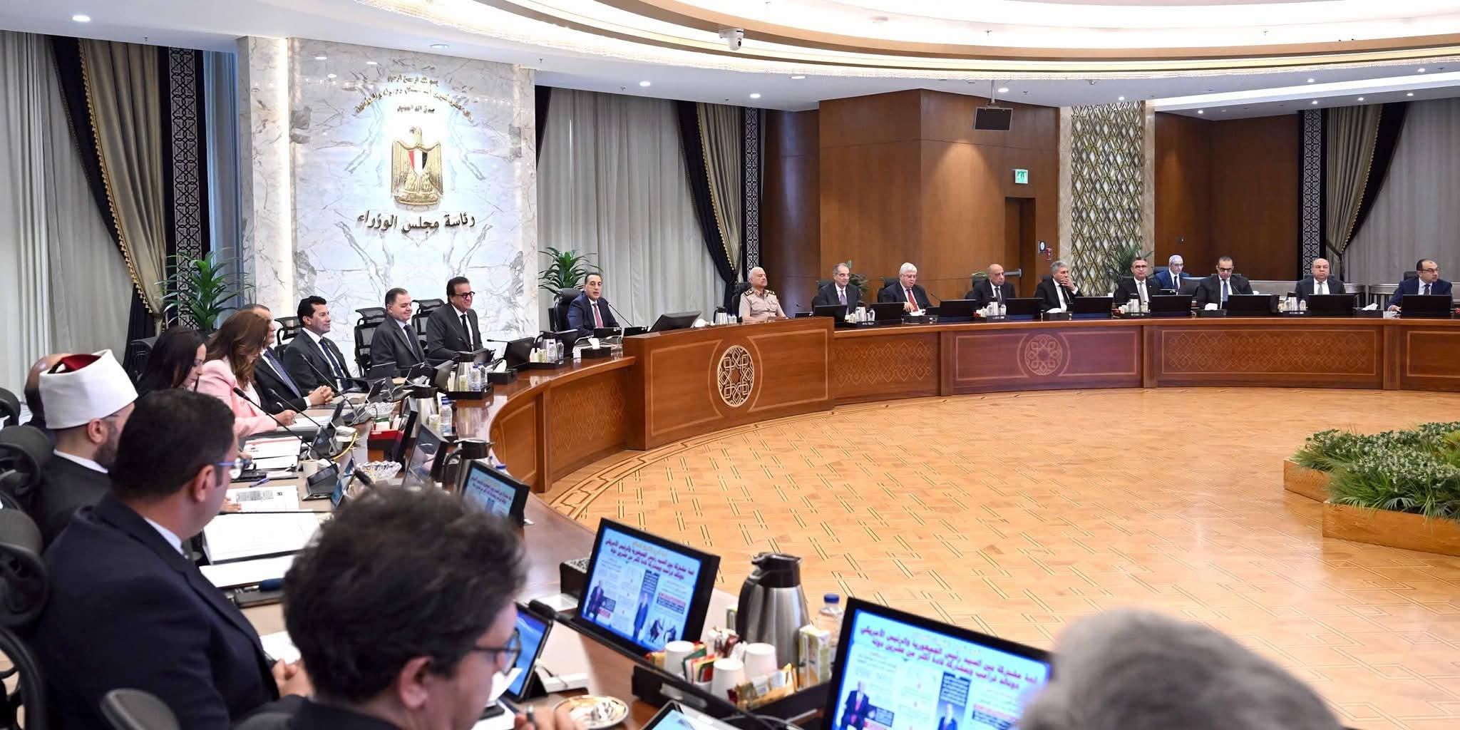 FB IMG 1760528881086 الصناعة تخصيص أراضٍ بالدولار في 9 مدن جديدة لجذب الاستثمارات وتنشيط التنمية العمرانية موقع في الجامعة