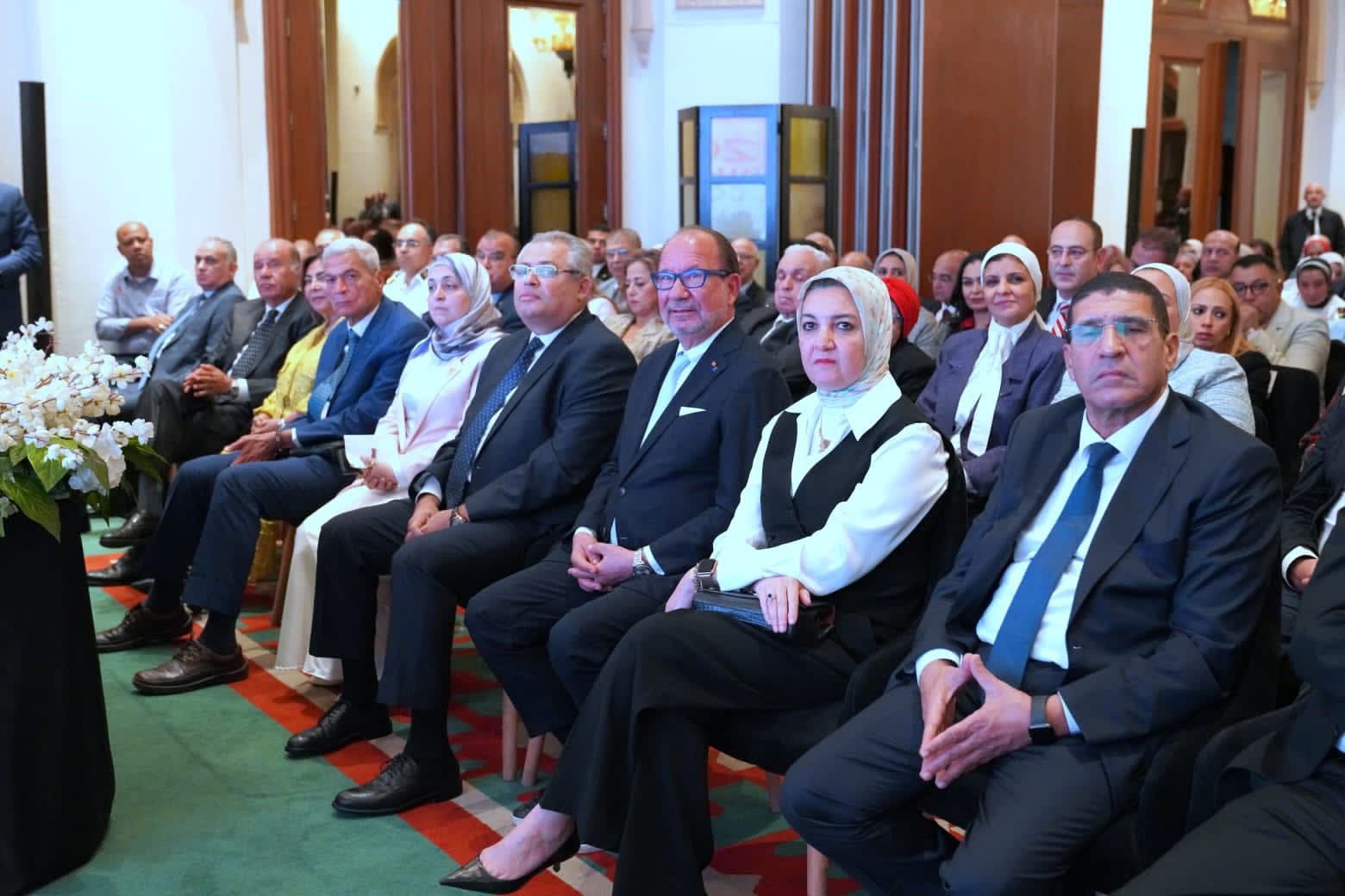 FB IMG 1760553329858 جامعة عين شمس افتتاح المؤتمر الدولي الخامس لطب الأسنان بجامعة عين شمس بمشاركة وزير الصحة ومستشار الرئيس موقع في الجامعة