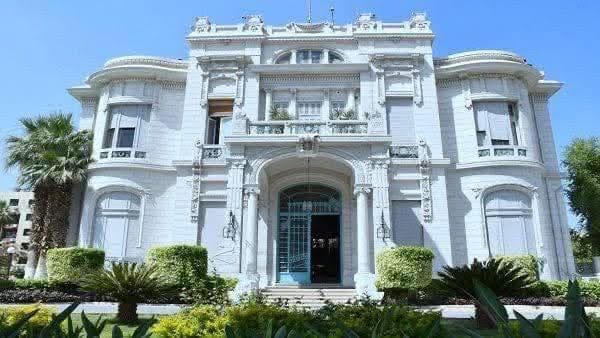 FB IMG 1760802358592 صندوق جامعة عين شمس وصندوق تحيا مصر يطلقان مبادرة "دكان الفرحة" لدعم أكثر من 8 آلاف طالب وطالبة موقع في الجامعة