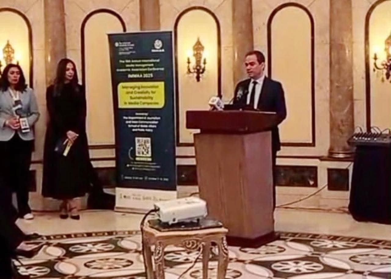 FB IMG 1760957271187 جامعة المسلماني من الجامعة الأمريكية بالقاهرة: تطوير الإعلام يحتاج تكامل بين الجامعات ومؤسسات البث موقع في الجامعة