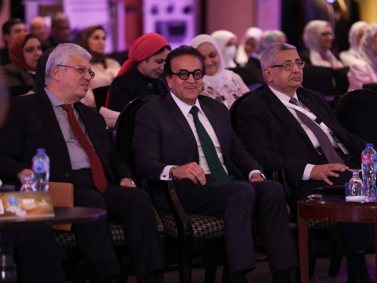 FB IMG 1761206265888 التوقيت الشتوي وزير الصحة والتعليم العالي يكشفون عن أرقام إيجابية حول الإصابة بالدرن.. تفاصيل موقع في الجامعة