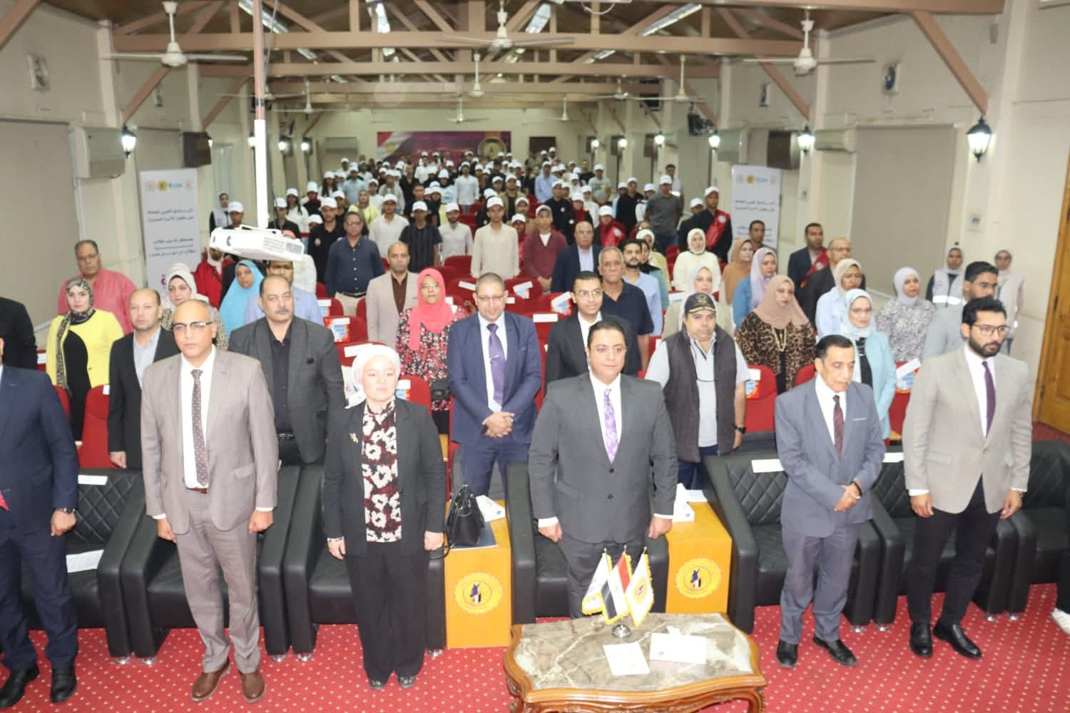 FB IMG 1761303537864 الجامعات طلاب الجامعات يتعلمون فنون تعزيز الأسرة المصرية ضمن معسكر "مودة" موقع في الجامعة