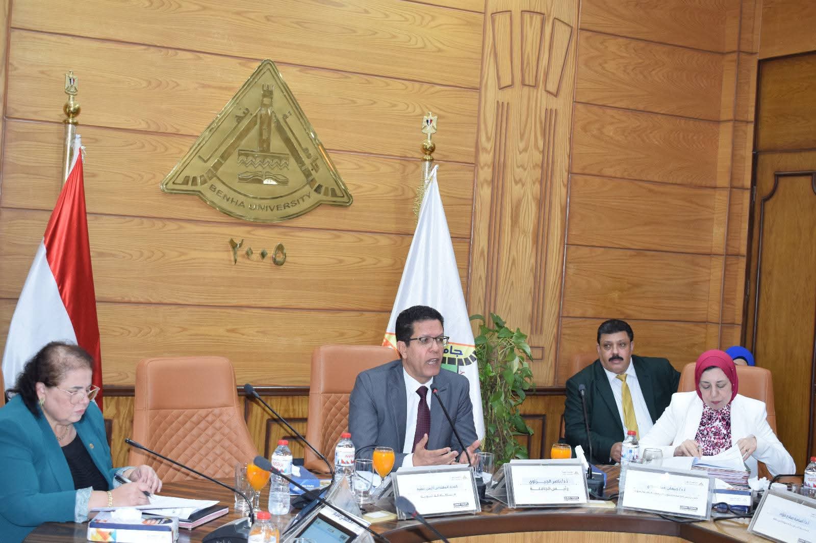 FB IMG 1761482036203 تحيا مصر جامعة بنها تعتمد البكالوريوس المهني في الحُلي والمجوهرات وتفتح أبوابها لخريجي «إيجيبت جولد» موقع في الجامعة