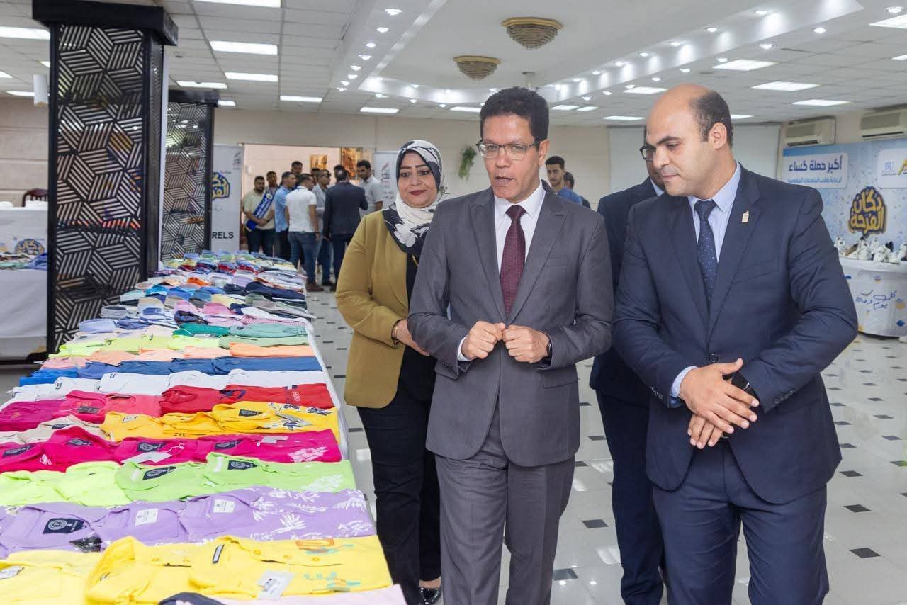FB IMG 1761493281614 تحيا مصر صندوق تحيا مصر يوفر 20 ألف قطعة ملابس جديدة للطلاب الأولى بالرعاية في جامعة بنها  موقع في الجامعة