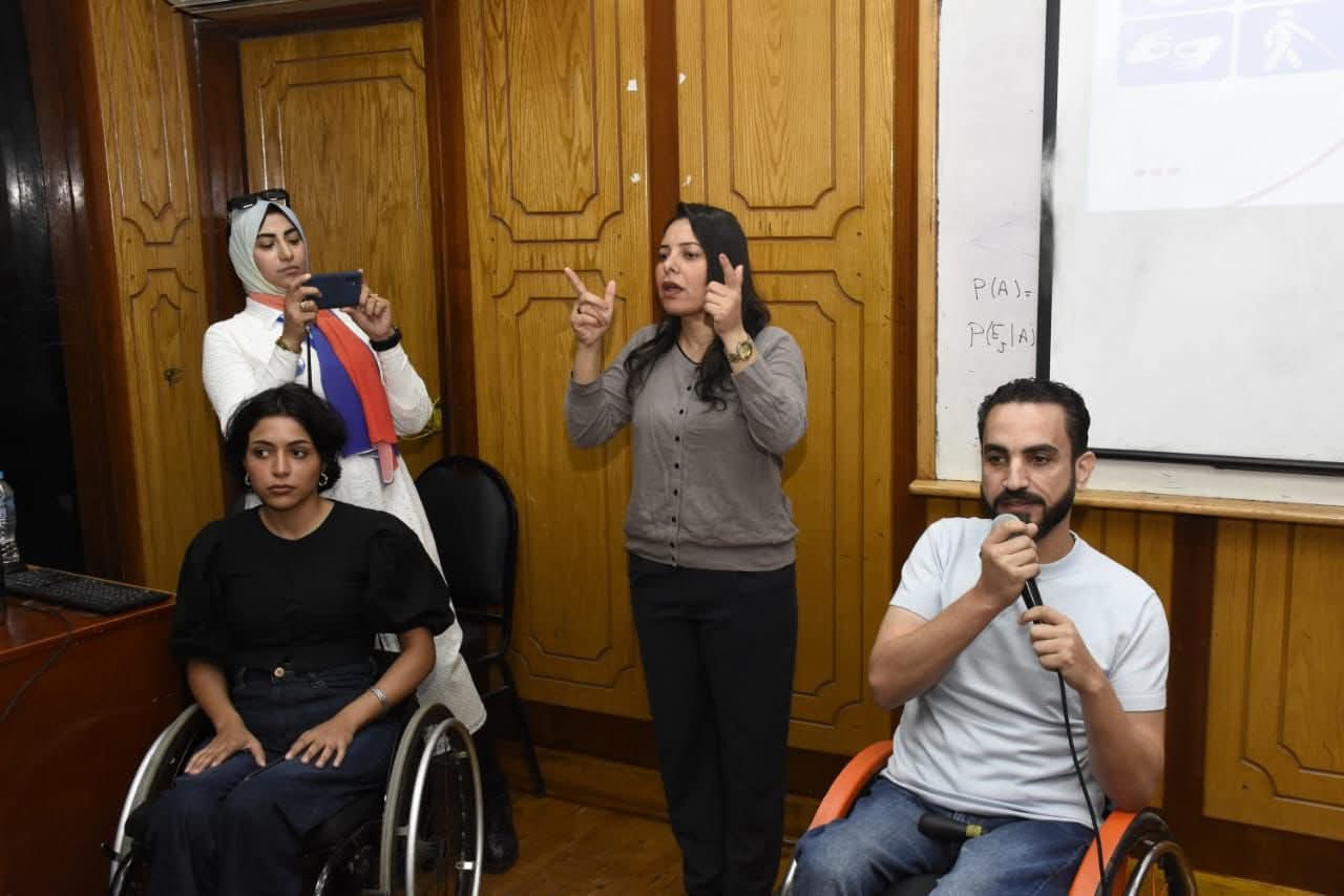 FB IMG 1761585909170 جامعة الأقصر مبادرة "تمكين" بجامعة عين شمس تواصل نشاطها لليوم الثاني بمشاركة مؤسسة الحسن موقع في الجامعة