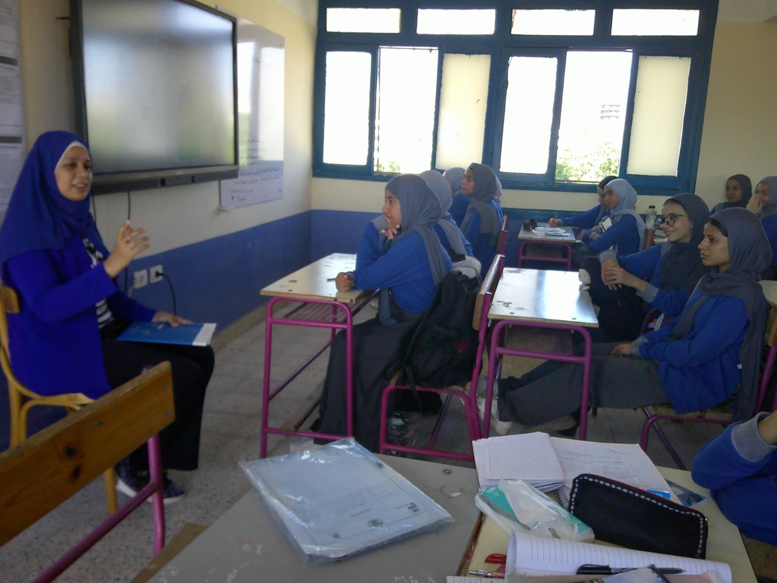 IMG 20251004 WA0038 البحر قصص واقعية وتحذيرات صادمة.. جامعة قناة السويس تكشف مخاطر المخدرات التخليقية وعقار GHB موقع في الجامعة