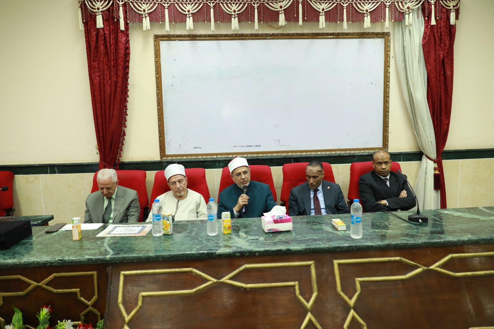 IMG 20251004 WA0049 خالد العناني رئيس جامعة الأزهر: نصر أكتوبر سيظل درسًا خالدًا في اليقين والعزيمة موقع في الجامعة