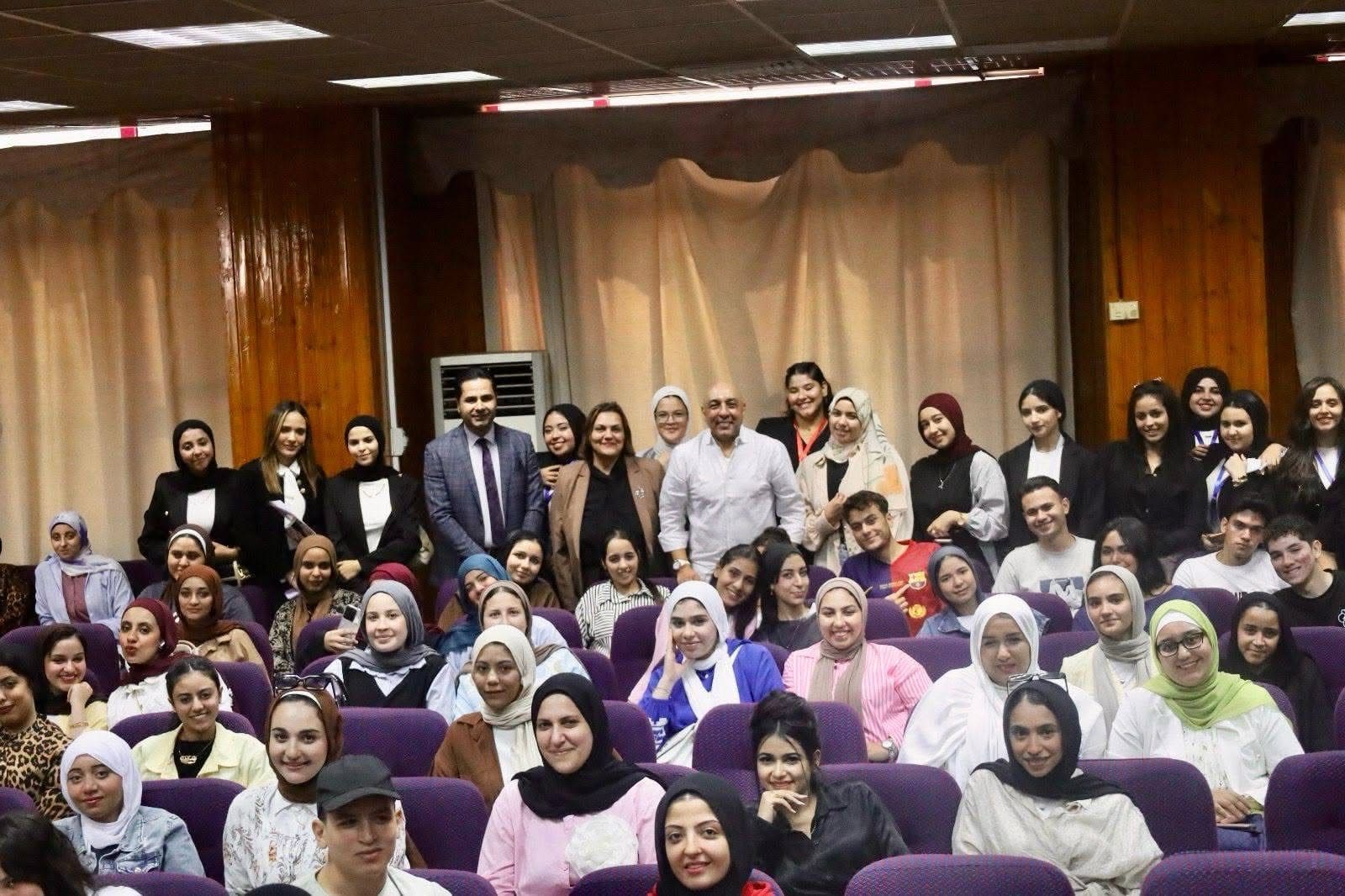 IMG 20251005 WA0165 النصر ‎الروائي والإعلامى عصام يوسف فى ندوة بإعلام 6 أكتوبر  موقع في الجامعة