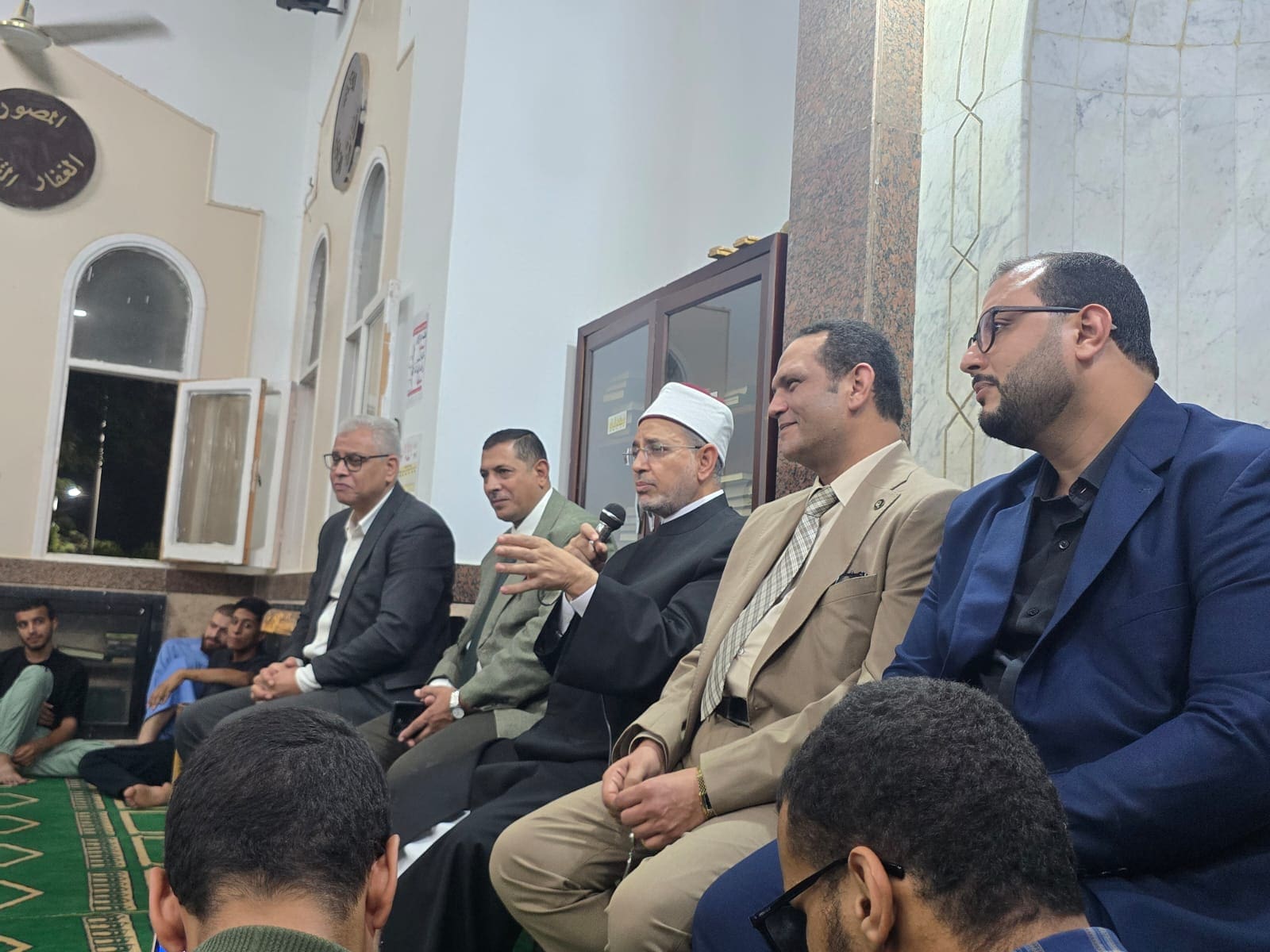 IMG 20251011 WA0148 الأوقاف رئيس جامعة الأزهر يلتقي طلاب المدينة الجامعية.. ويعلن افتتاح كليات وبرامج جديدة تواكب احتياجات سوق العمل موقع في الجامعة