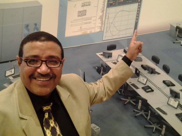 IMG 20251012 WA0004 جامعة أسوان وفاة الدكتور عبد المؤمن عبد الرحيم وكيل كلية هندسة الطاقة بجامعة أسوان موقع في الجامعة
