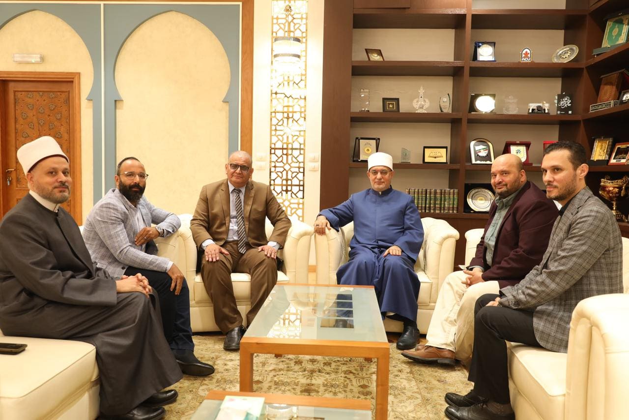 IMG 20251012 WA0009 مناقشة مشروع كرتوني جديد بين دار الإفتاء وأكاديمية البحث العلمي لترسيخ القيم في عقول الأطفال موقع في الجامعة