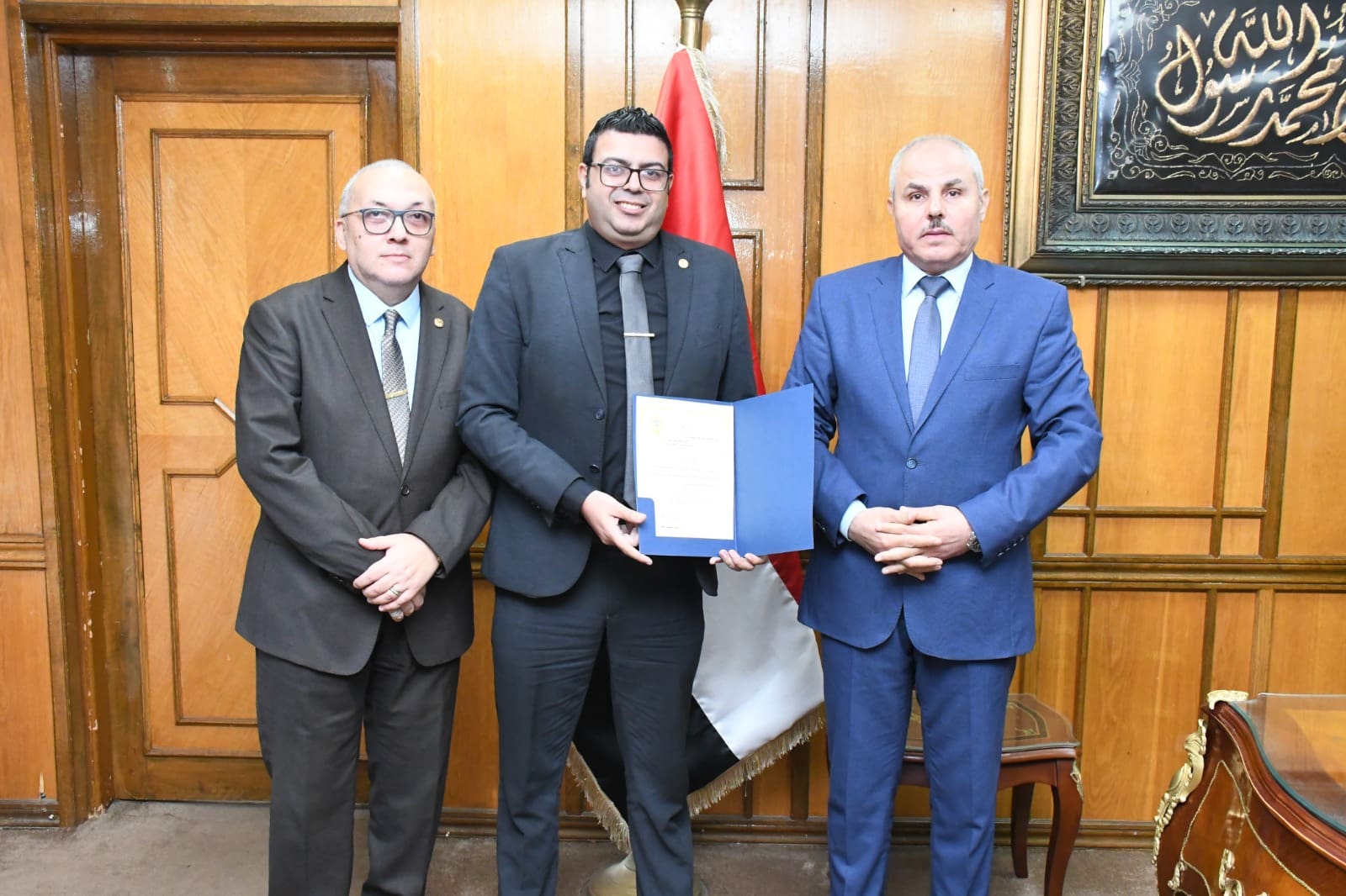 IMG 20251014 WA0016 جامعة رئيس جامعة قناة السويس يُكلف الدكتور أحمد مجدي بتولي مهام وكيل كلية الهندسة موقع في الجامعة