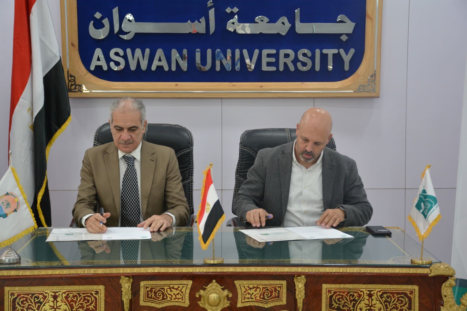 IMG 20251014 WA0038 جامعة أسوان جامعة أسوان ومؤسسة مصر الخير توقعان بروتوكول تعاون لدعم الطلاب موقع في الجامعة