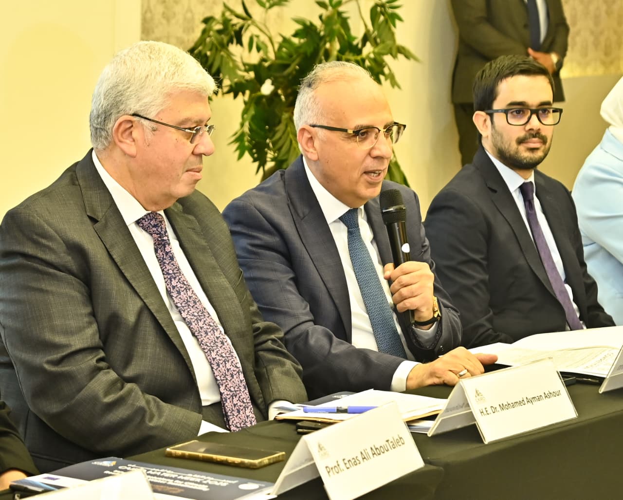 IMG 20251016 WA0027 مشروعات عاشور: مشروعات التخرج تجسد وعي طلاب الجامعات بقضايا التنمية المستدامة موقع في الجامعة
