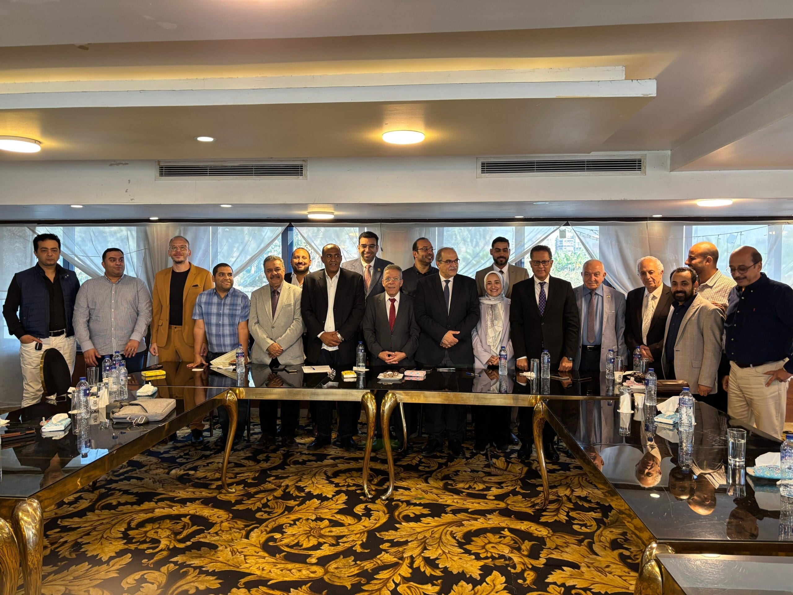 IMG 20251024 WA0158 scaled الأطباء مجلس نقابة الأطباء يعقد أول اجتماعاته بعد الانتخابات ويشكل اللجنة العليا للتطوير المهني والمؤسسي موقع في الجامعة