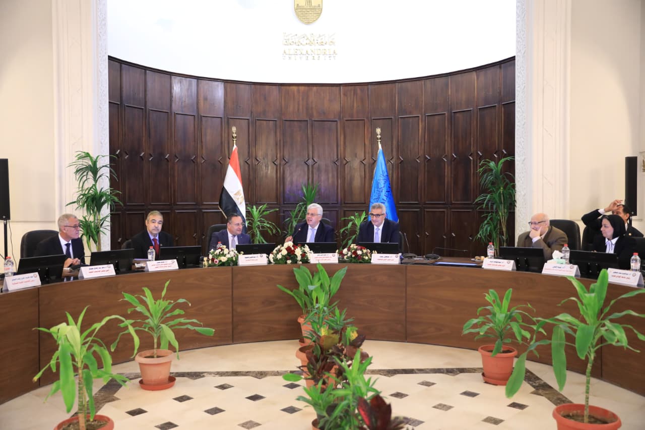 IMG 20251025 WA0019 جامعة عاشور يرأس اجتماع المجلس الأعلى للجامعات بالإسكندرية ويعلن انطلاق مبادرة "تمكين" لدعم ذوى الإعاقة موقع في الجامعة