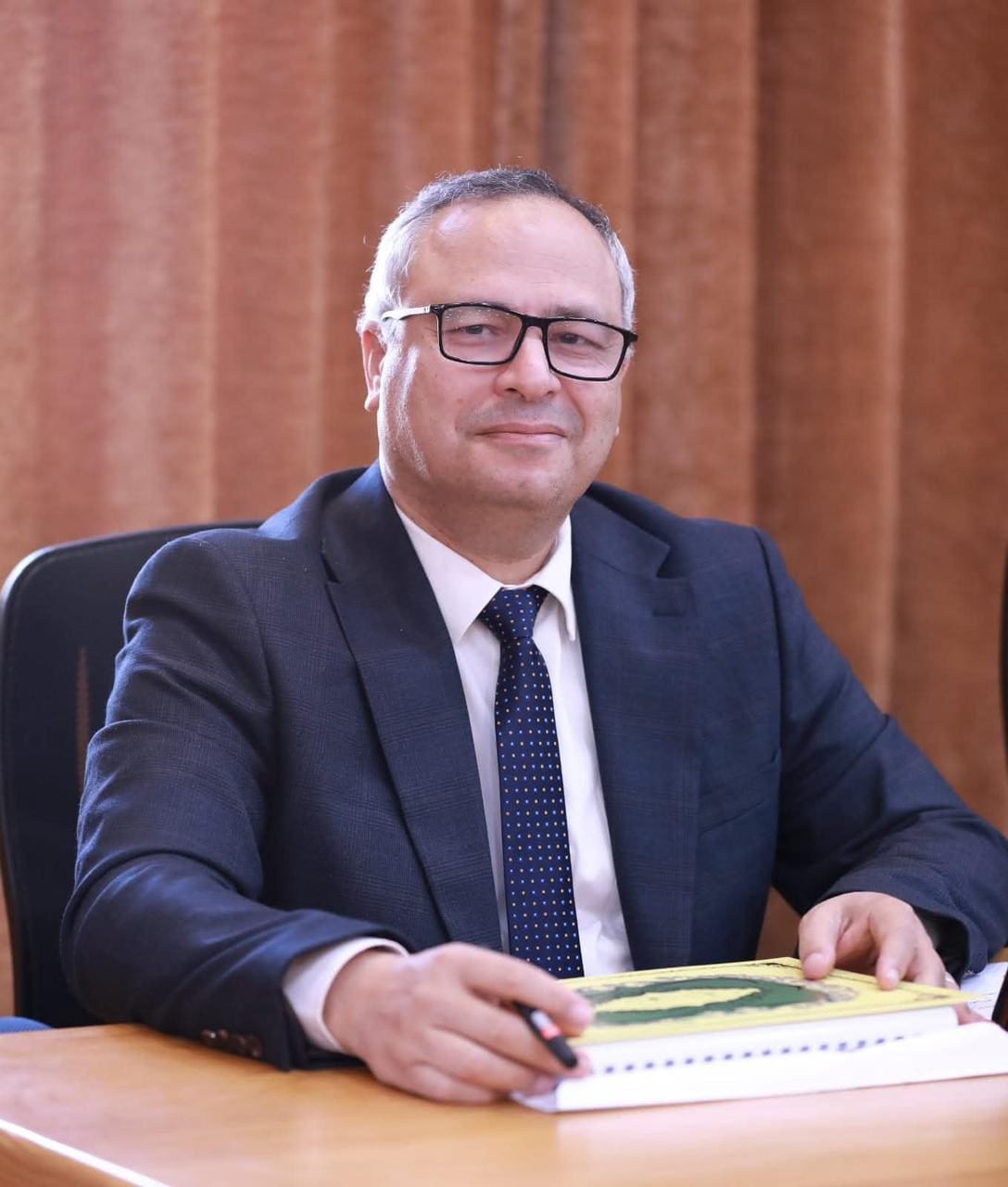 IMG 20251029 WA0123 إكرام السياح اختيار الدكتور حسين أبو الغيط لتمثيل جامعة الأزهر في اللجنة العليا للمسائلة الطبية وسلامة المريض موقع في الجامعة