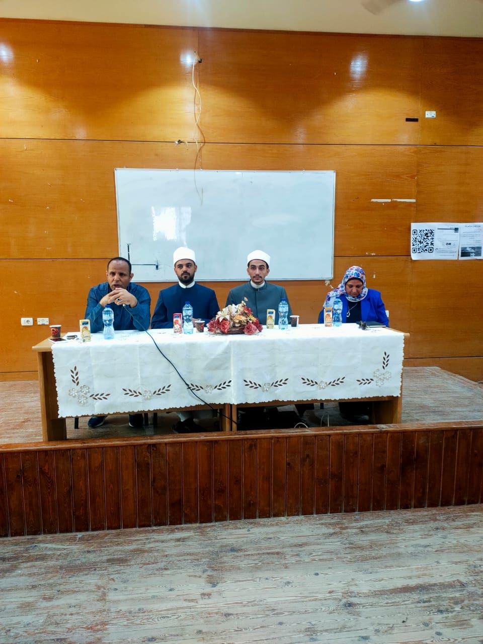 IMG 20251029 WA0141 السويس الأوقاف تنظّم ندوة علمية بجامعة السويس بعنوان "خطورة التنمر" موقع في الجامعة