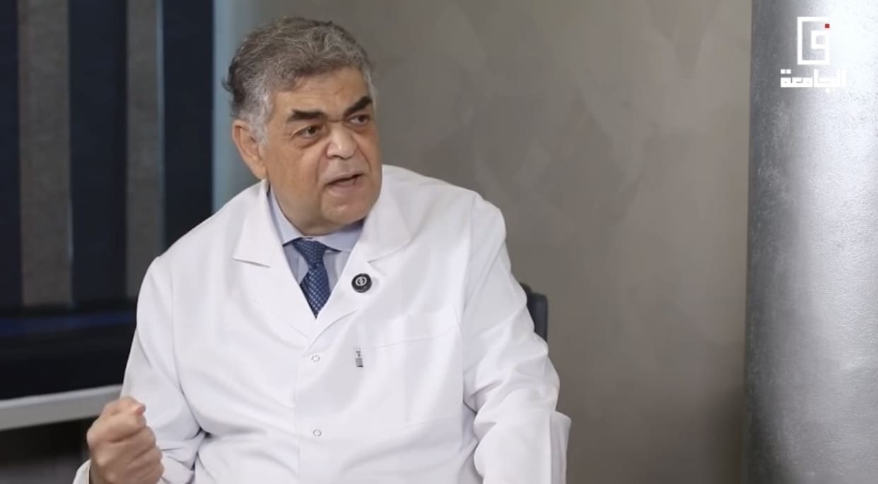 IMG 1502 أشرف حاتم أشرف حاتم يكشف لـ"في الجامعة" أسباب ارتفاع رسوب الطلاب في بعض كليات الطب - فيديو موقع في الجامعة