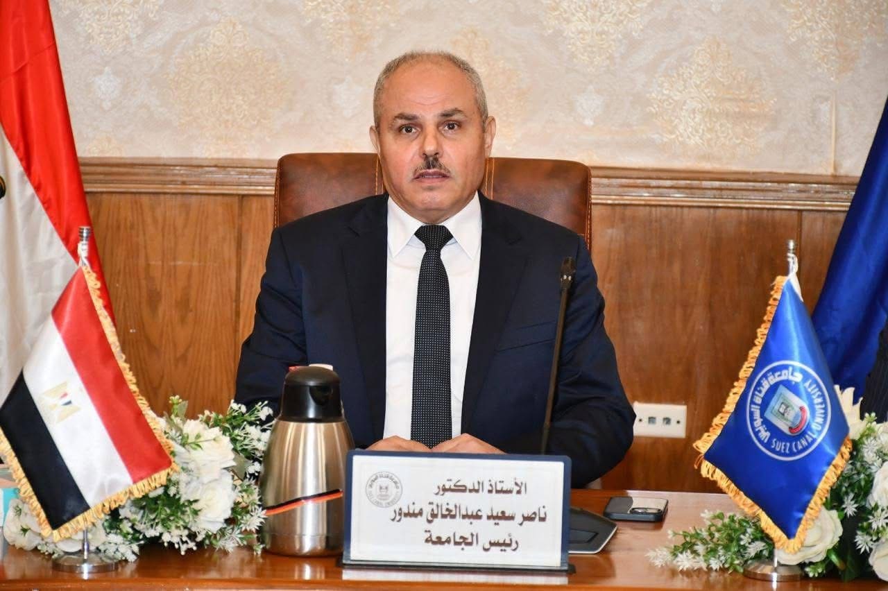 IMG 2361 طب قناة السويس طب قناة السويس تنظم ورشة عمل تدريبية حول مواجهة الأزمات والكوارث موقع في الجامعة