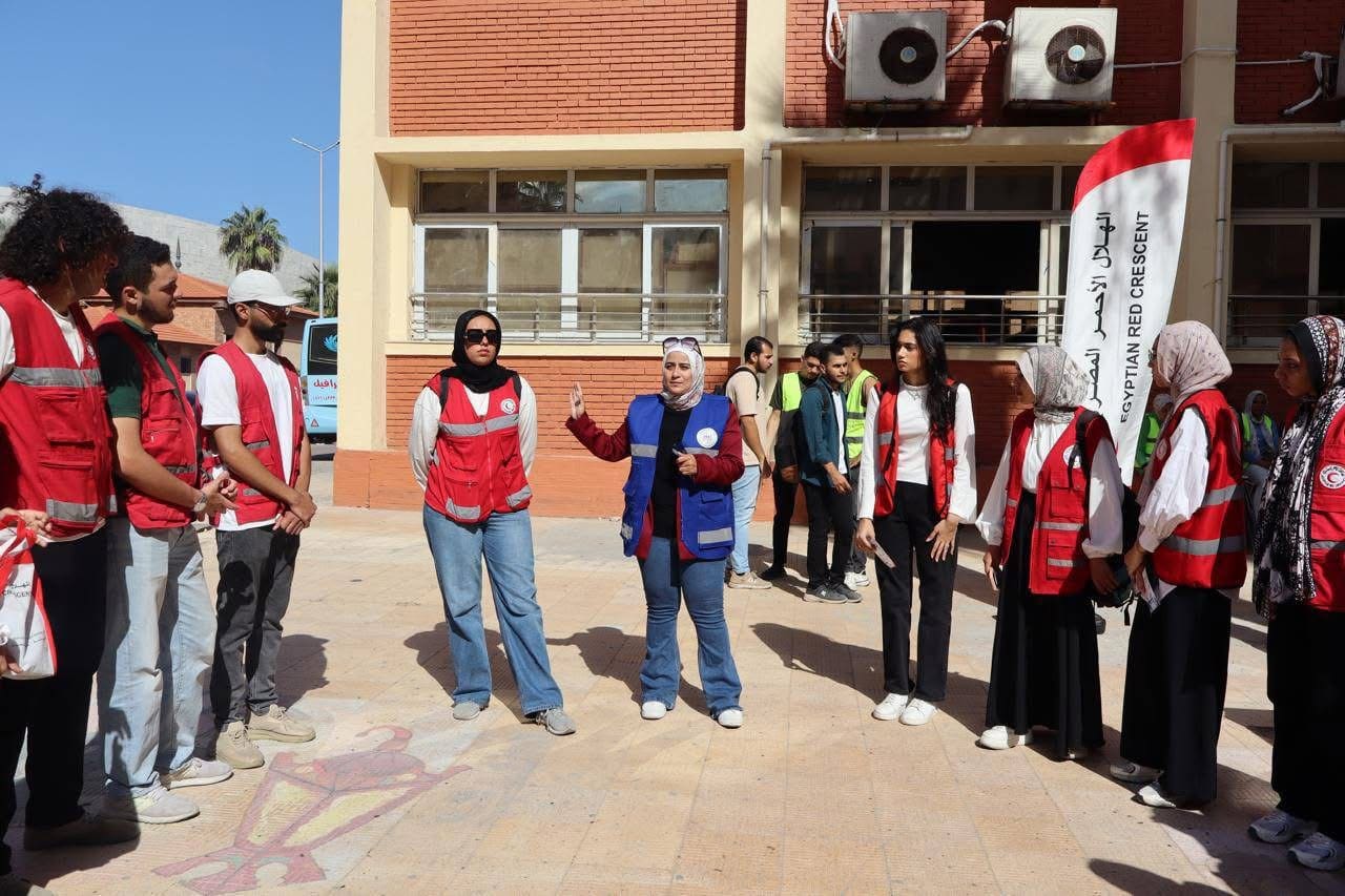 IMG 3077 تمريض جامعة الإسكندرية ووزارة التضامن يطلقان فعاليات النسخة الثانية من حملة "الأسبوع الأحمر" موقع في الجامعة