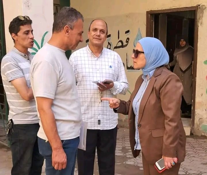 IMG ٢٠٢٥١٠٠٧ ٢٣٥٧٠٩ تعليم مديرة تعليم القاهرة من داخل فصول المتبولي الأزهري: لن نسمح بأي تقصير موقع في الجامعة