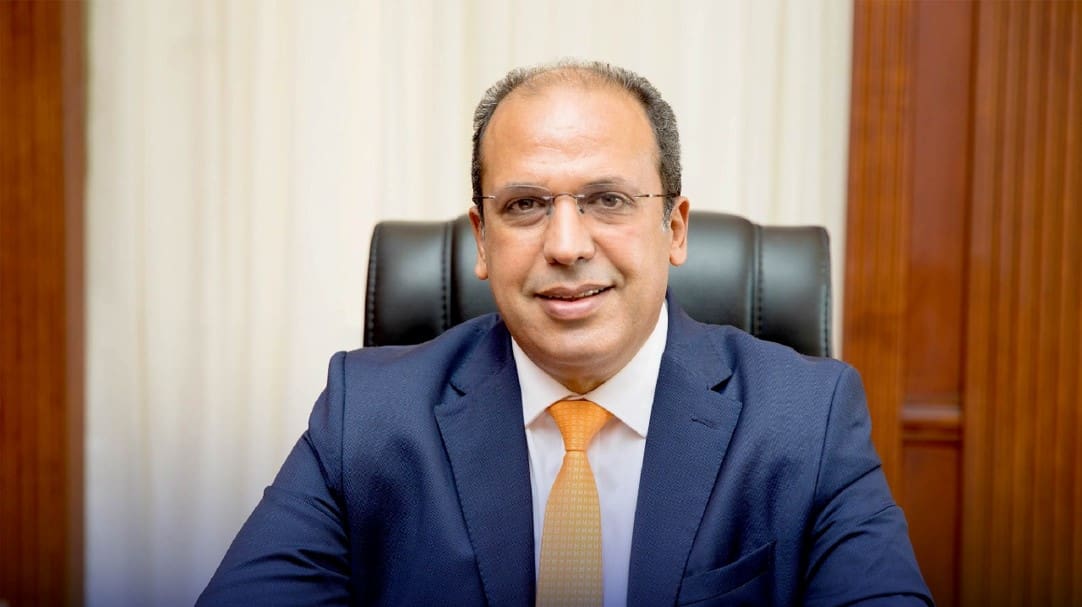 Picture1 6 مجلس الشيوخ بعد تعيينه بمجلس الشيوخ.. من هو الدكتور محمد لطفي رئيس الجامعة البريطانية؟ موقع في الجامعة