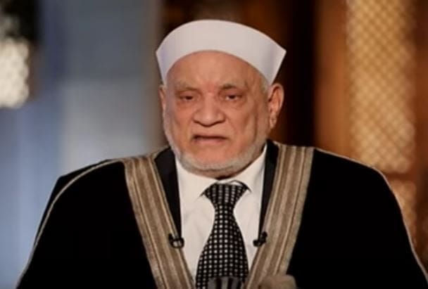 elaosboa13697 عمر هاشم في آخر حوار قبل رحيله.. أحمد عمر هاشم يروي قصة حياته في 12 دقيقة عبر «بودكاست ماسبيرو» موقع في الجامعة