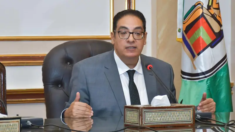 1744105944431 BVKgD جامعة القاهرة رئيس جامعة القاهرة يوجّه بالتحقيق الفوري في شكاوى طلاب تجارة بشأن سوء التعامل موقع في الجامعة