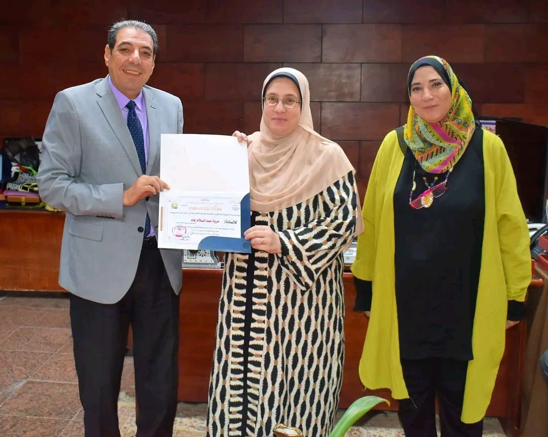 1762160023771 القراءة تعليم جنوب سيناء يكرم الأخصائيين النفسيين الفائزين في مبادرة "تقدر من غيرها" لمكافحة التدخين موقع في الجامعة