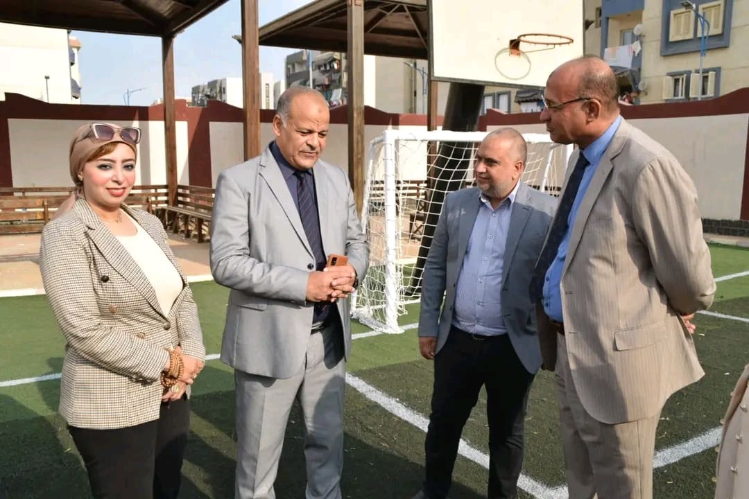1762249186380 الجامعات افتتاح ملعبا متعدد الأغراض ومنطقة ألعاب للأطفال بمدرسة الإسكان الاجتماعي 3 ببورفؤاد موقع في الجامعة