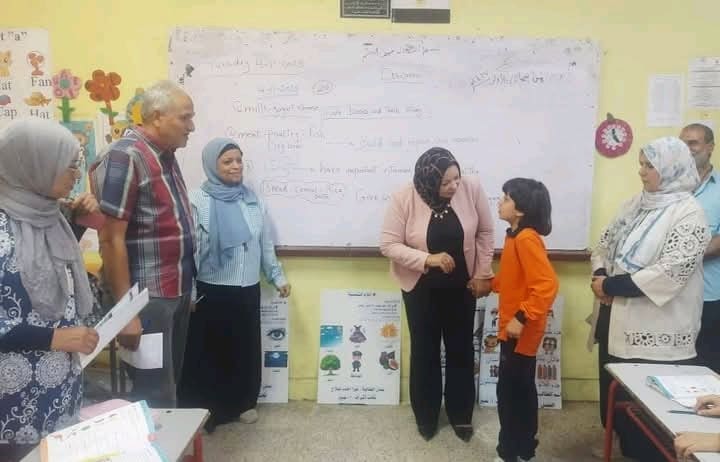 1762275402250 القاهرة وكيل مديرية تعليم القاهرة وقائد مدارس التأسيس العسكري يتفقدان سير العملية التعليمية بإدارة الشرابية موقع في الجامعة