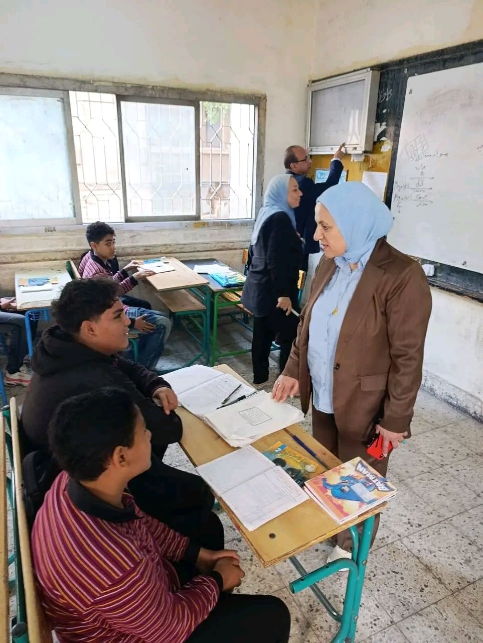 1762429450622 الجامعة تعليم القاهرة: الطلاب نصب أعيننا وأي مشكلة أو سلوك مخالف يتم التعامل معه فورًا موقع في الجامعة