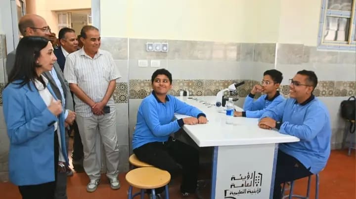 1762702301787 امتحانات الشهادة الإعدادية محافظ البحيرة تتحاور مع طلاب مدرسة STEM وتؤكد: أنتم نواة جيل يواكب متطلبات العصر موقع في الجامعة