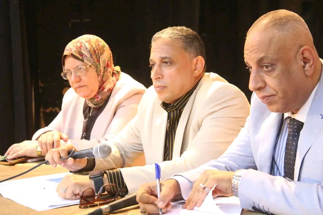 1763810459559 مدارس تعليم الجيزة جاهز لامتحانات نوفمبر.. وعطية يشدد على الانضباط والشفافية موقع في الجامعة