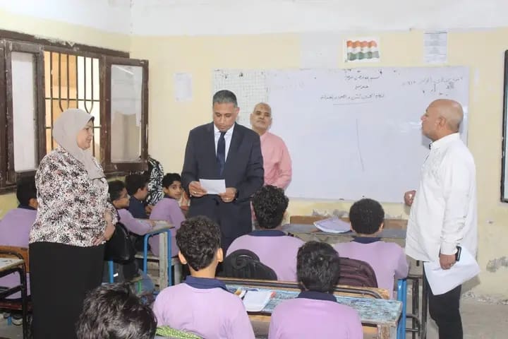 1763921230081 جاهزية توجهات عاجلة من تعليم الجيزة لتعزيز الانضباط والجودة بالمدارس المسائية موقع في الجامعة