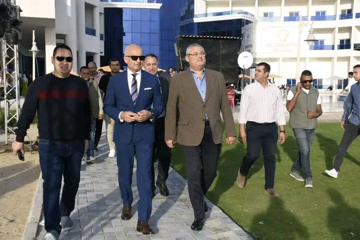 1764345796860 جامعة عين شمس بالصور.. قيادات عين شمس يشاركون أكثر من 1000 طالب في المهرجان الترفيهي الأول بالإسماعيلية موقع في الجامعة