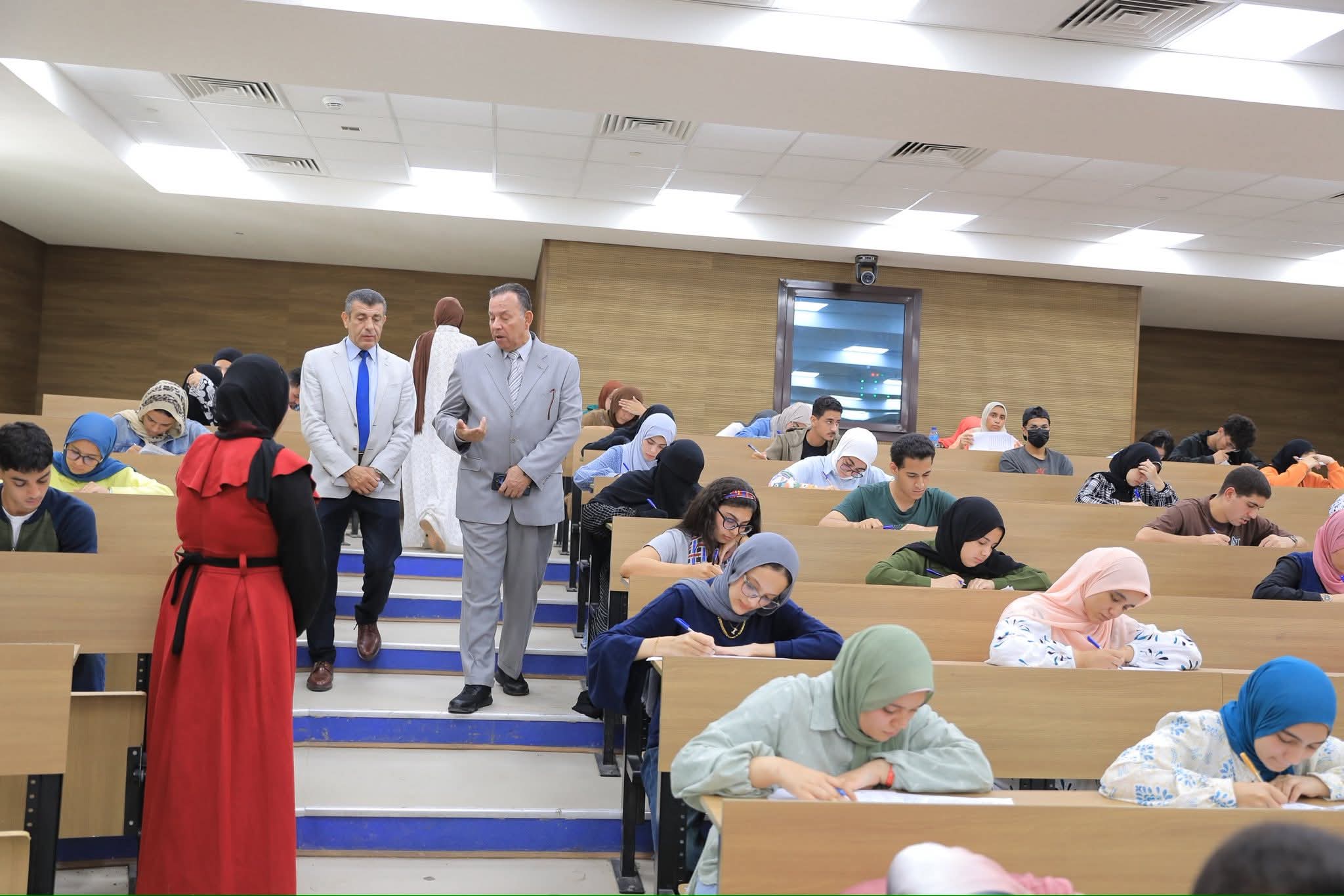FB IMG 1762775999749 جامعة القاهرة انضباط والتزام في امتحانات منتصف الفصل بجامعة المنصورة الجديدة.. تفاصيل موقع في الجامعة